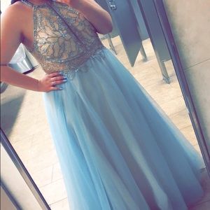 Size 22 but has been adjusted to like 20.